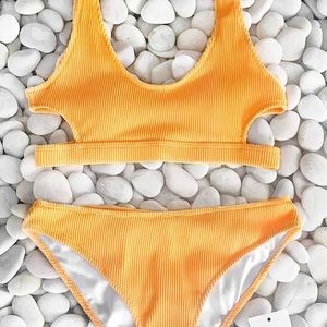 Yellow Cupshe bikini